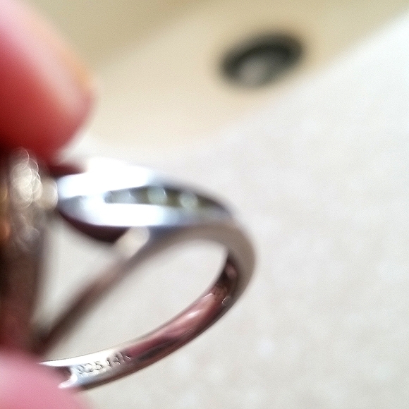 London Blue Topaz, Peridots, Diamond Ring!! - Picture 4 of 5